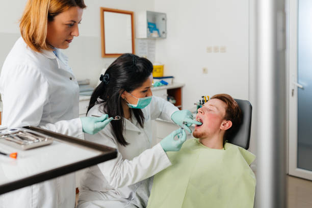 Best Broken or Cracked Tooth Emergency Dentist in Richboro, PA